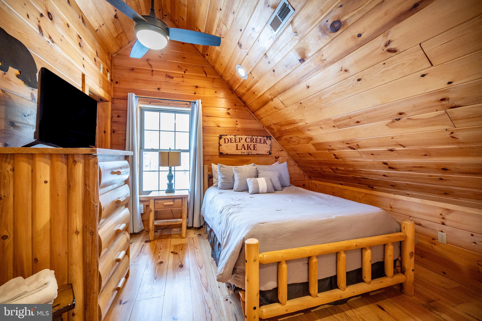 YELLOWSTONE VILLAGE - Residential