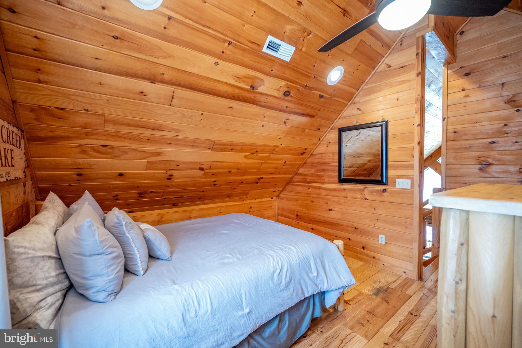 YELLOWSTONE VILLAGE - Residential