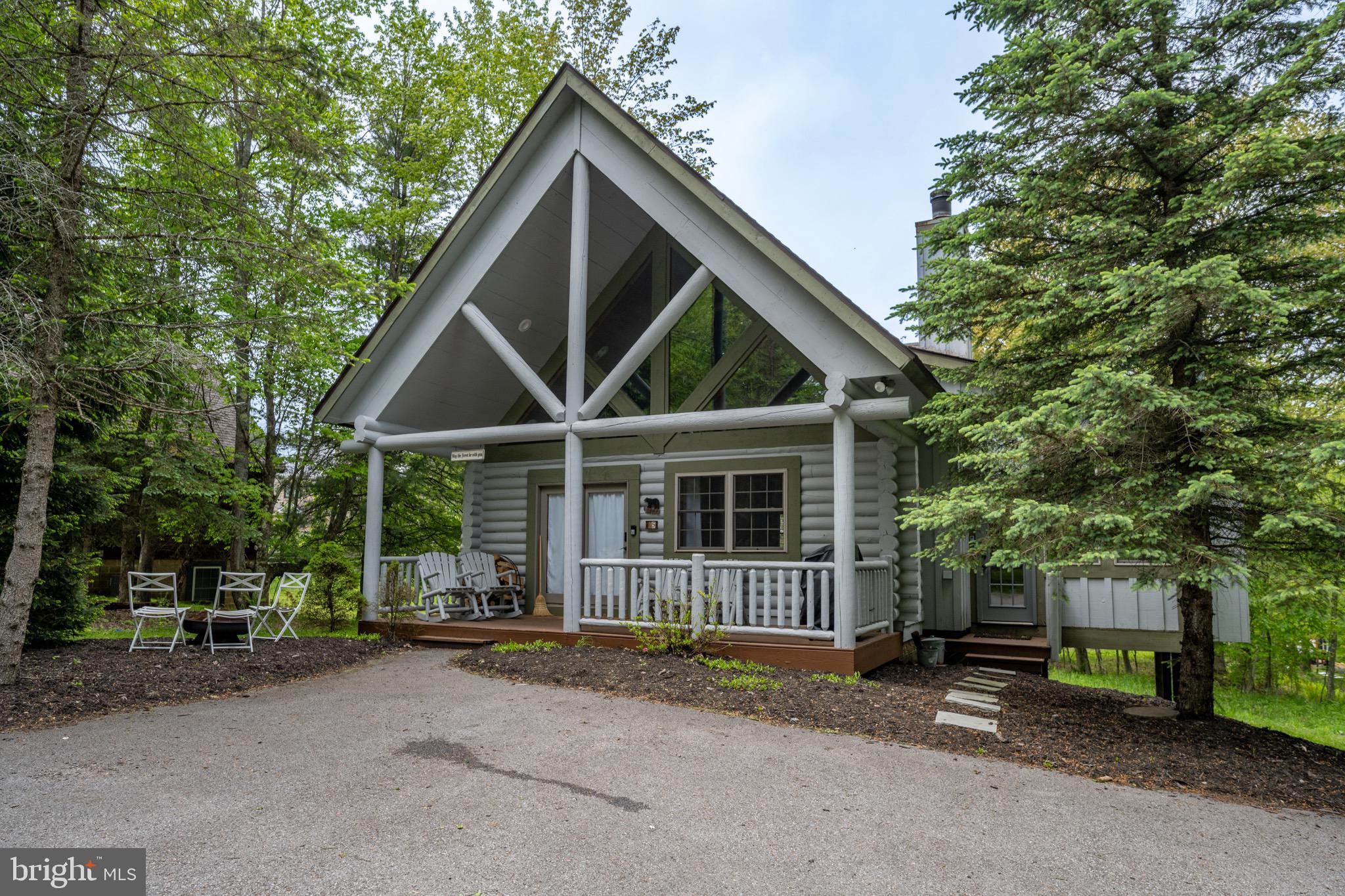 YELLOWSTONE VILLAGE - Residential