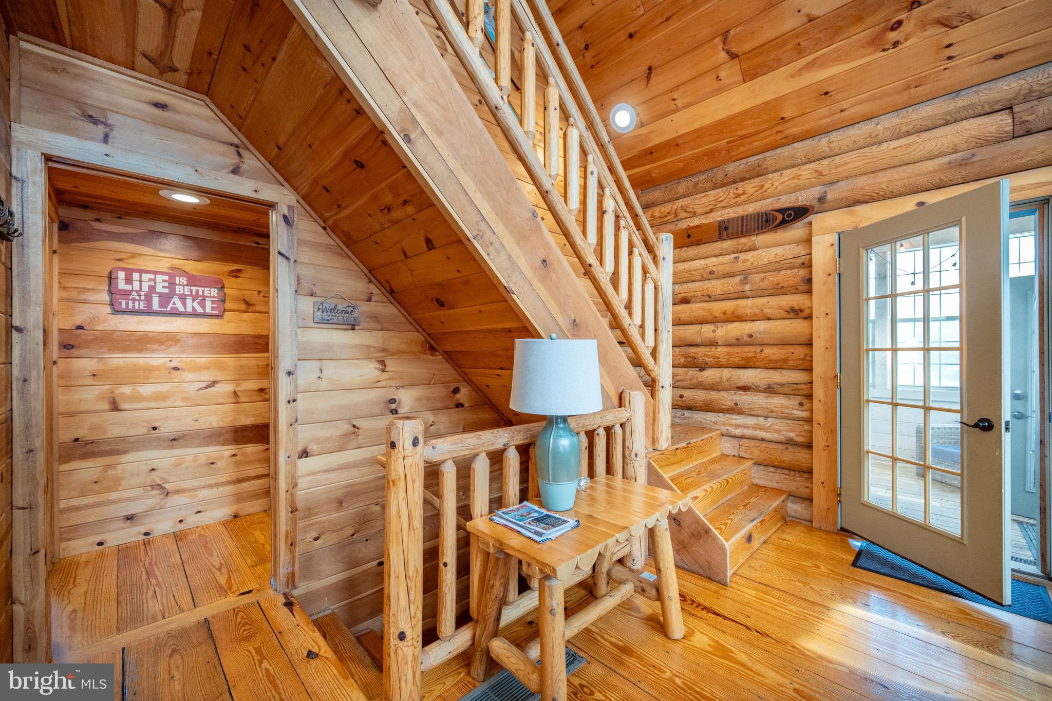 YELLOWSTONE VILLAGE - Residential