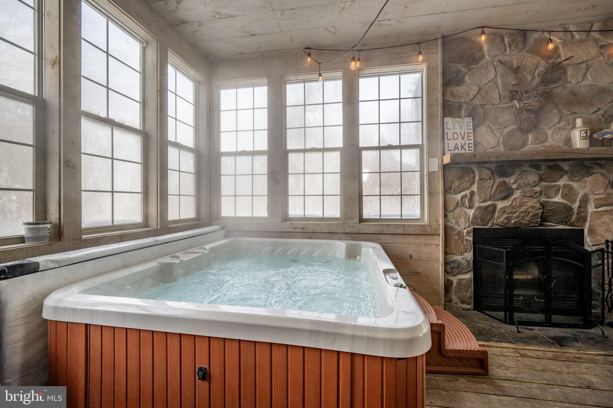 YELLOWSTONE VILLAGE - Residential