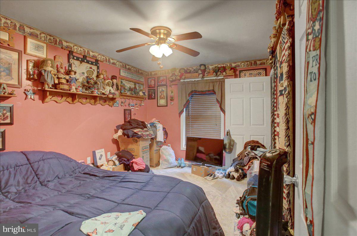 SOUTH MOUNTAIN ESTATES - Residential