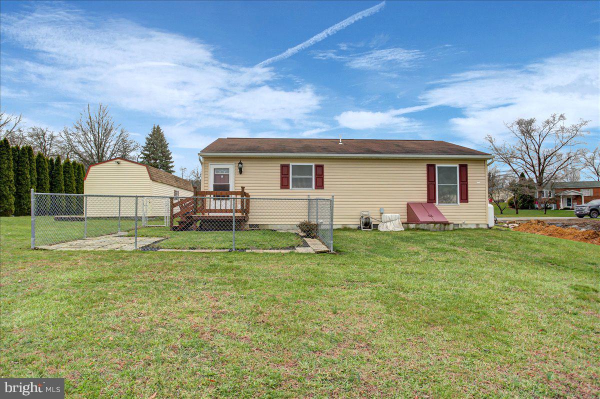 SOUTH MOUNTAIN ESTATES - Residential