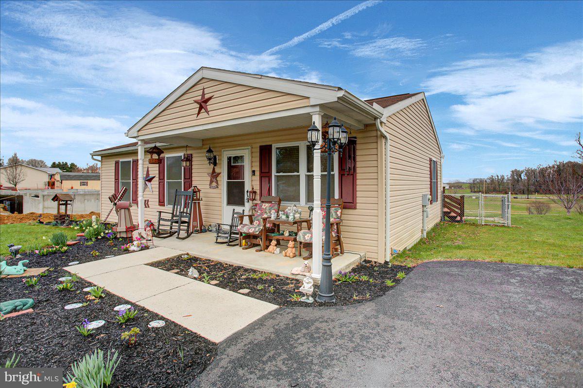 SOUTH MOUNTAIN ESTATES - Residential