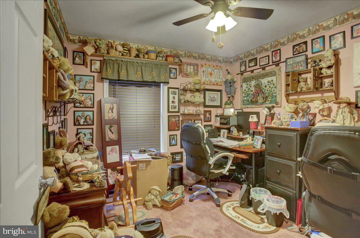 SOUTH MOUNTAIN ESTATES - Residential