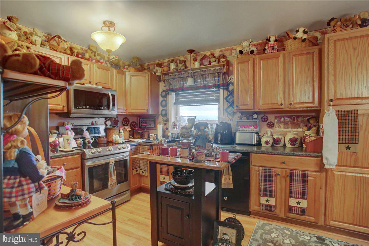 SOUTH MOUNTAIN ESTATES - Residential