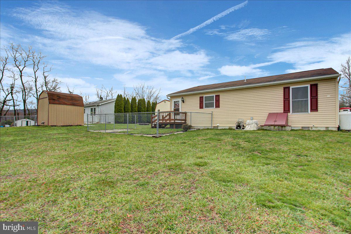 SOUTH MOUNTAIN ESTATES - Residential