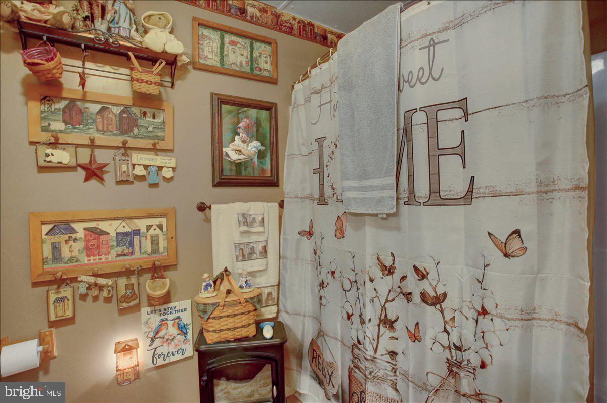 SOUTH MOUNTAIN ESTATES - Residential