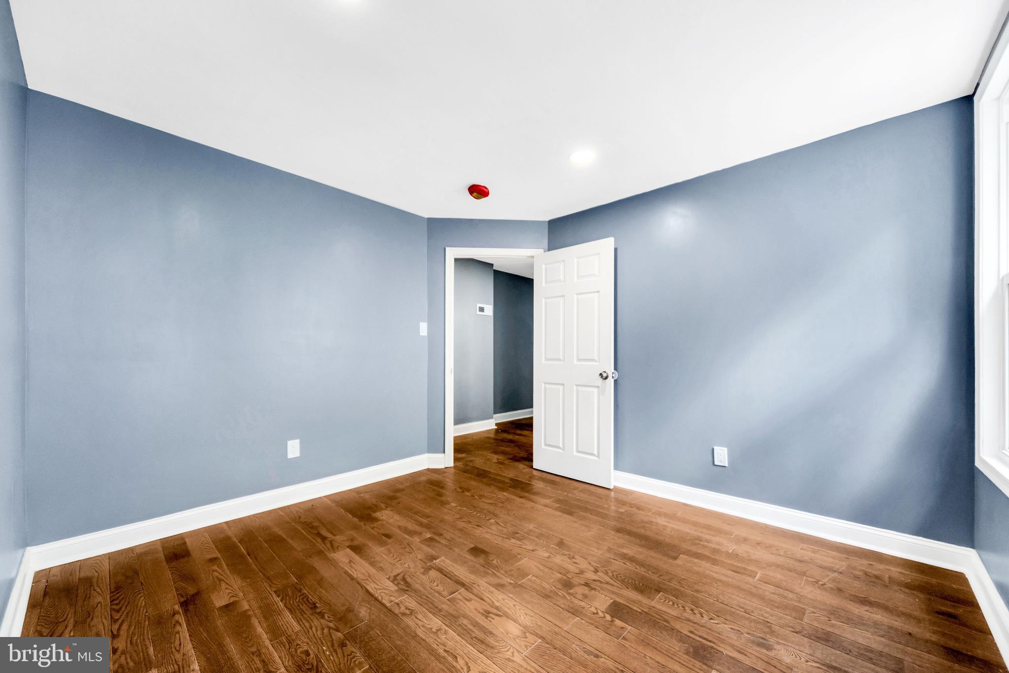 LANSDOWNE PARK - Residential