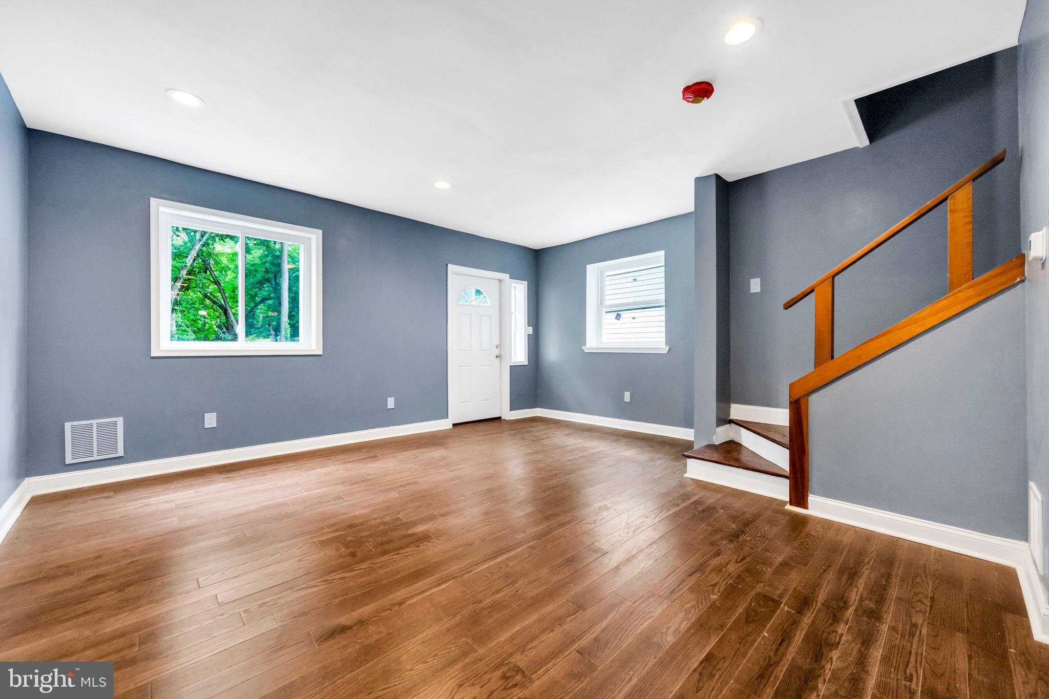 LANSDOWNE PARK - Residential