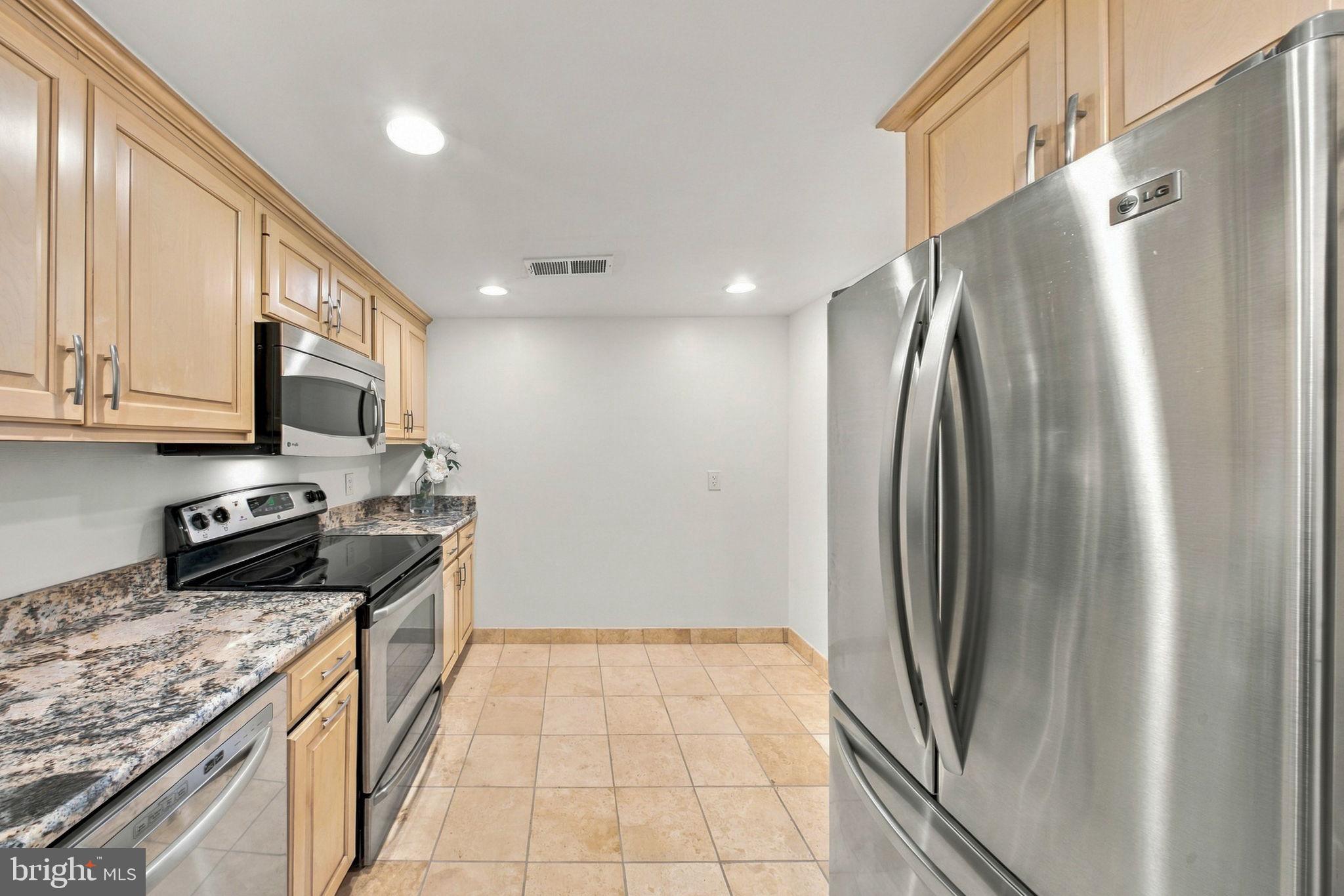 4601 N PARK AVENUE 1509-J