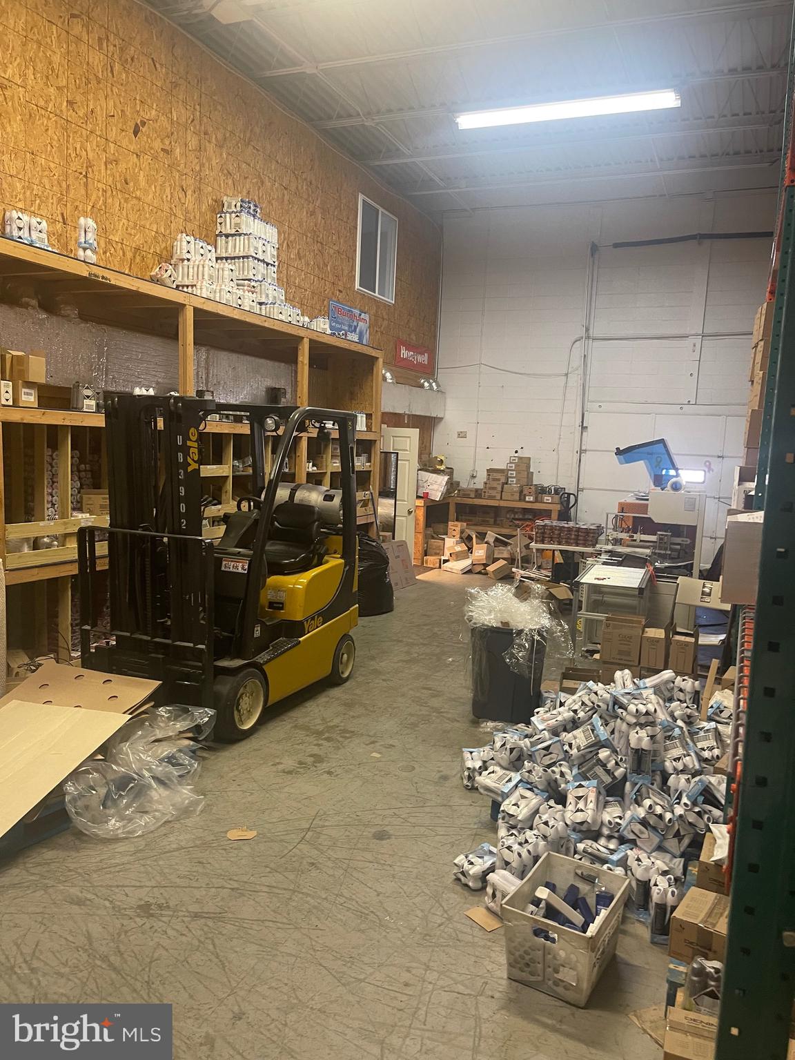 9102 INDUSTRY DRIVE
