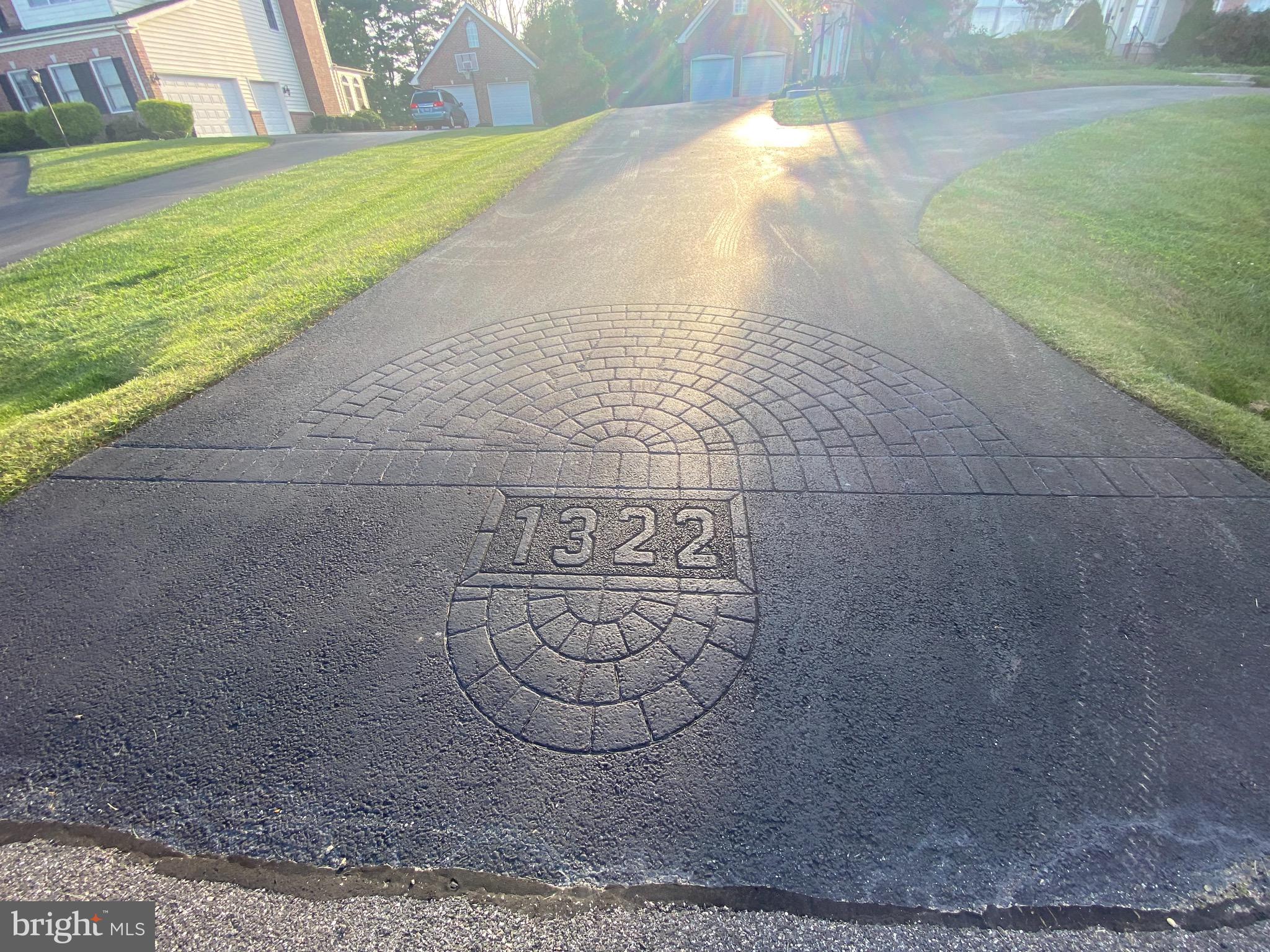 WILLOW CHASE - Residential