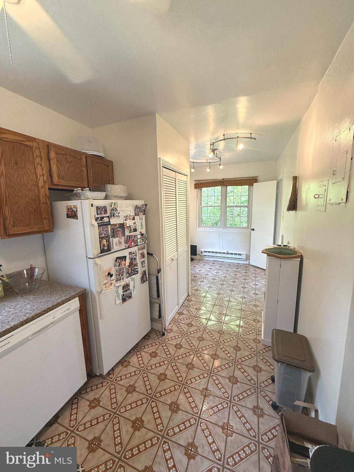 PARKFAIRFAX - Residential Lease