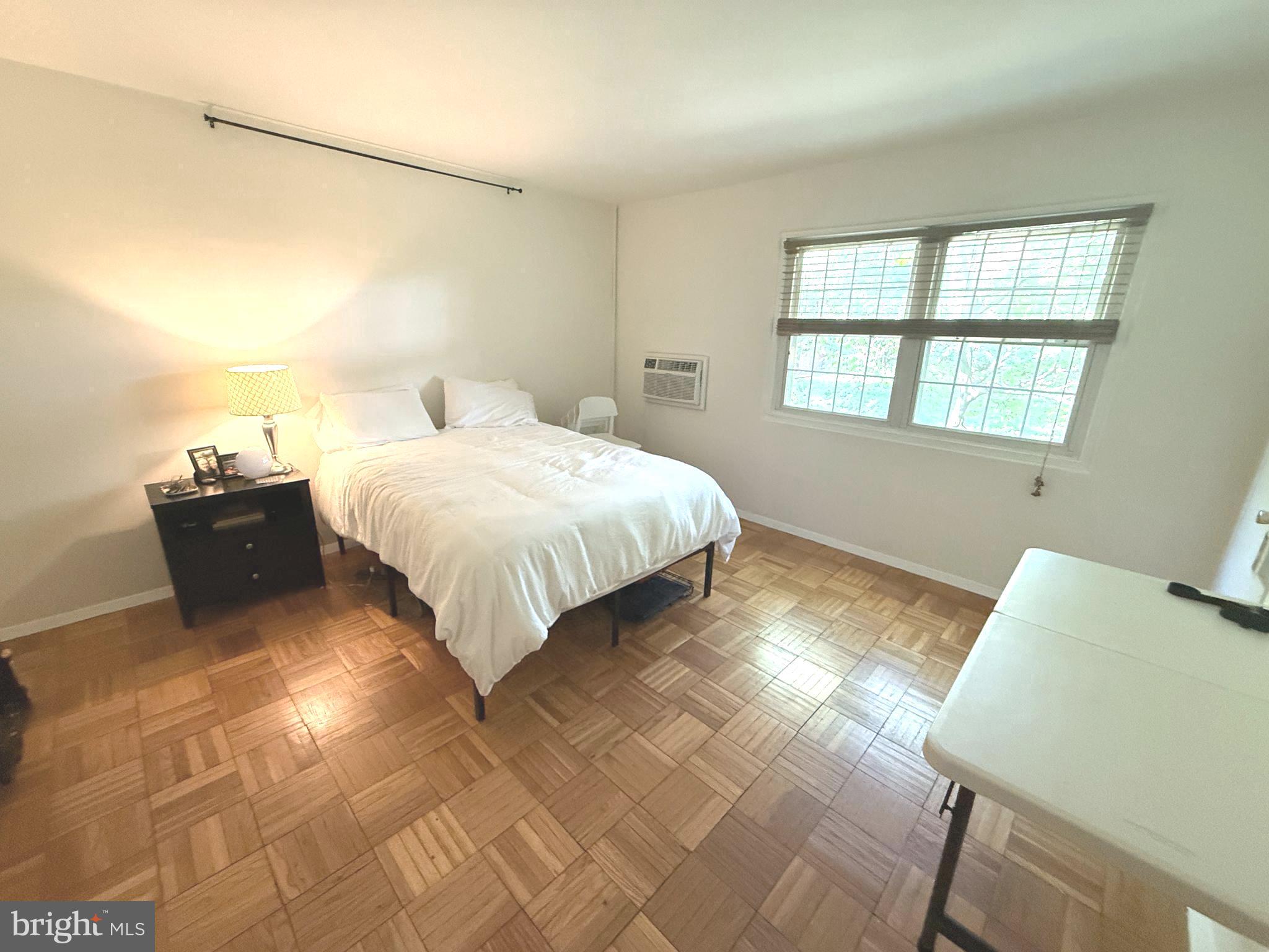 PARKFAIRFAX - Residential Lease