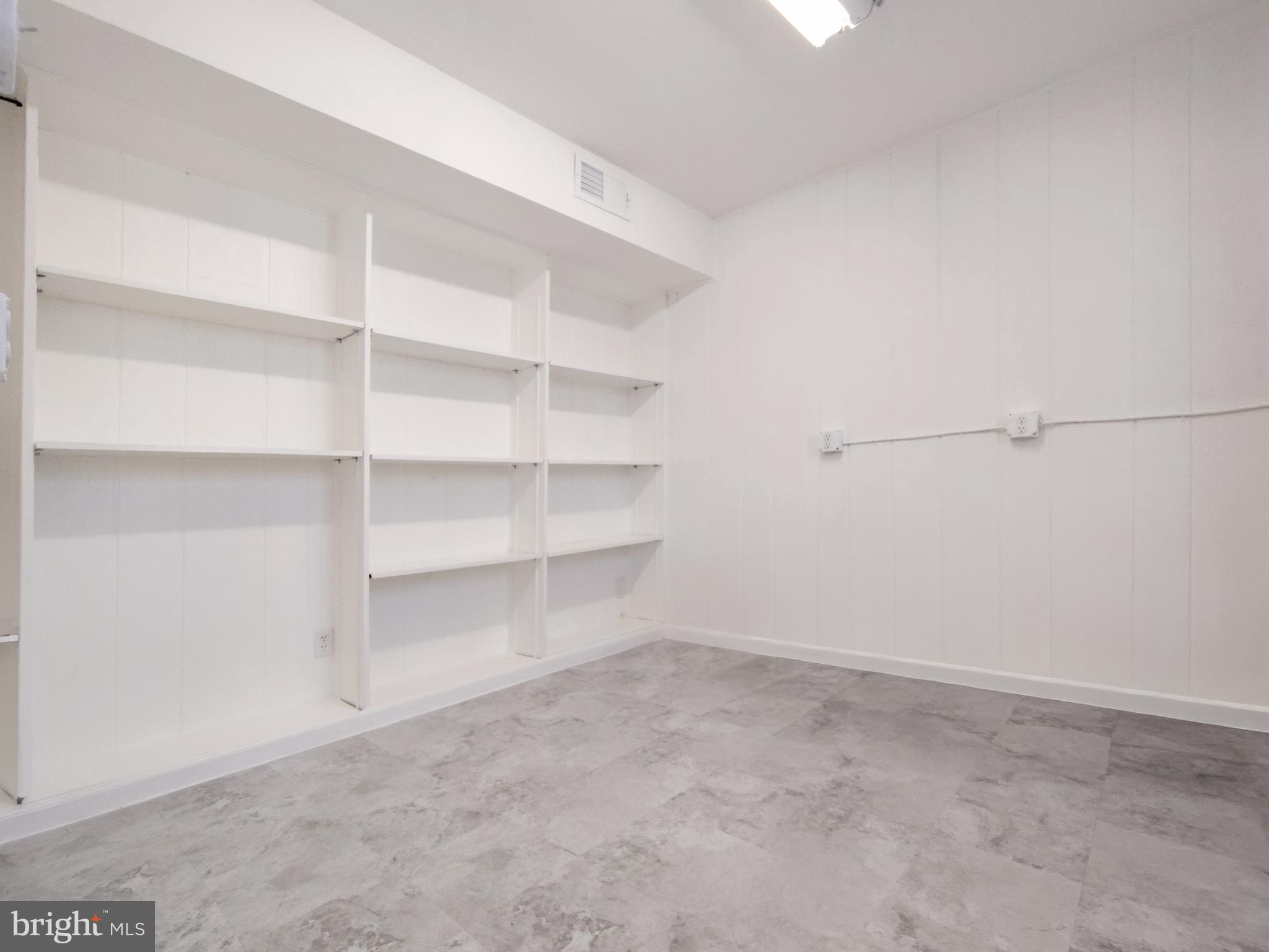 OLD MILL COMMUNITY - Residential Lease