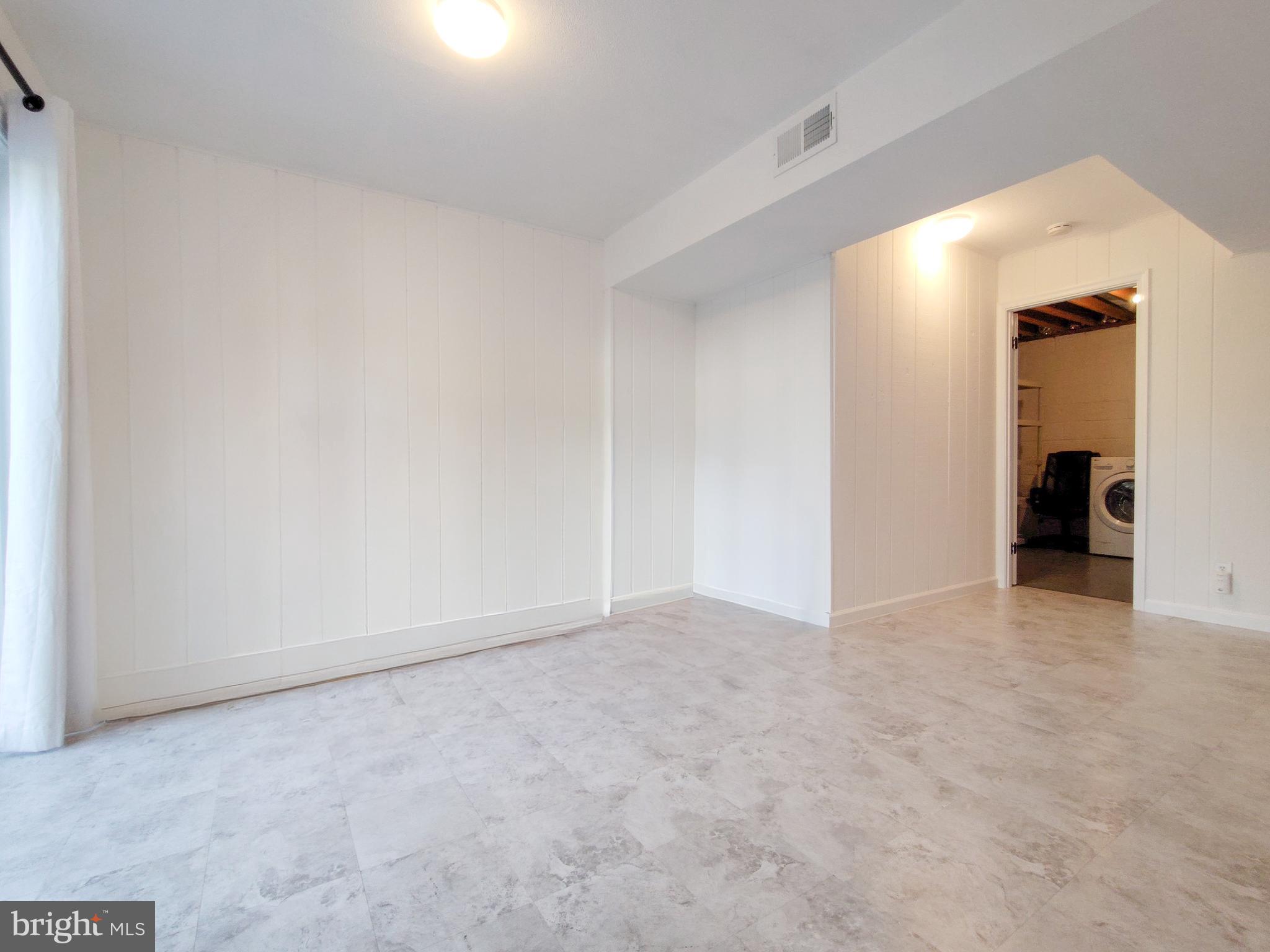 OLD MILL COMMUNITY - Residential Lease