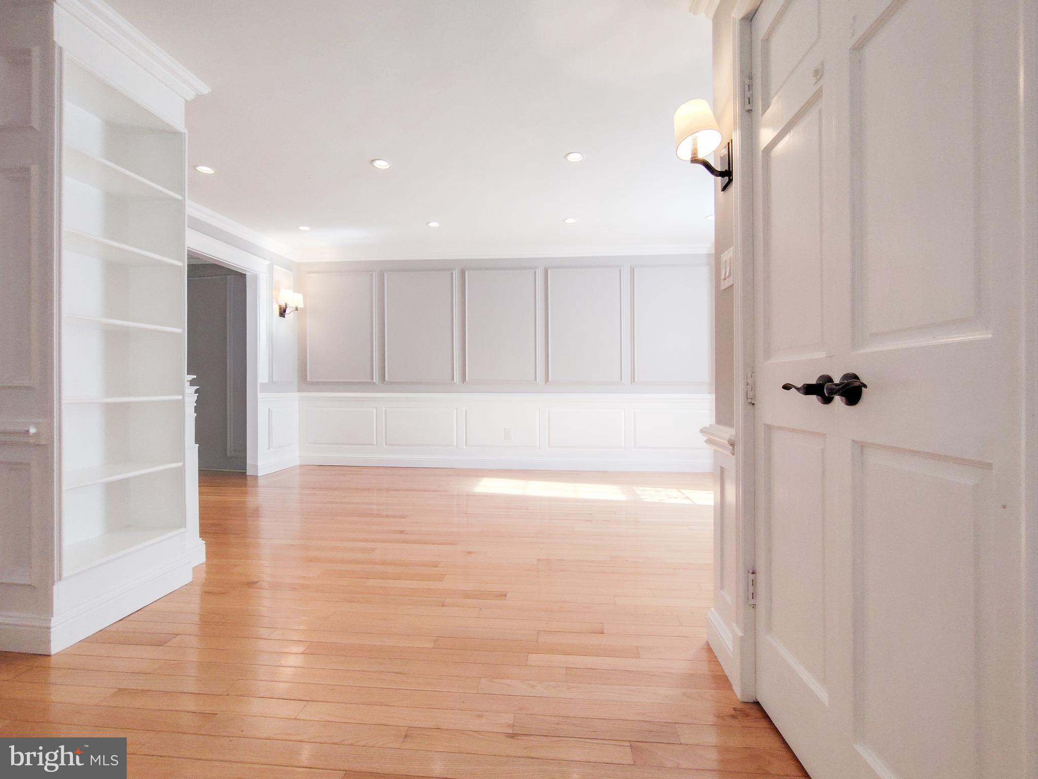 9513 CHERRY OAK COURT