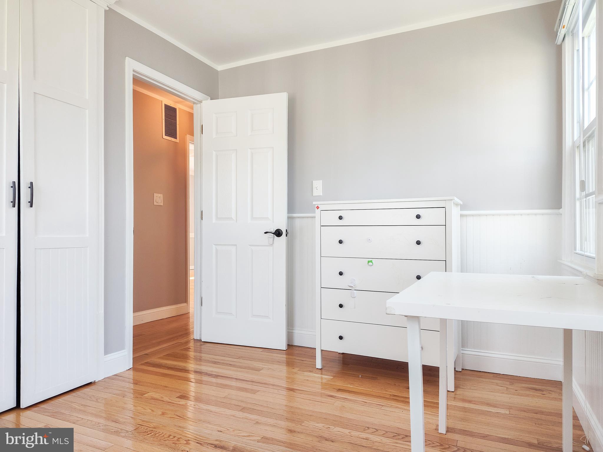 OLD MILL COMMUNITY - Residential Lease