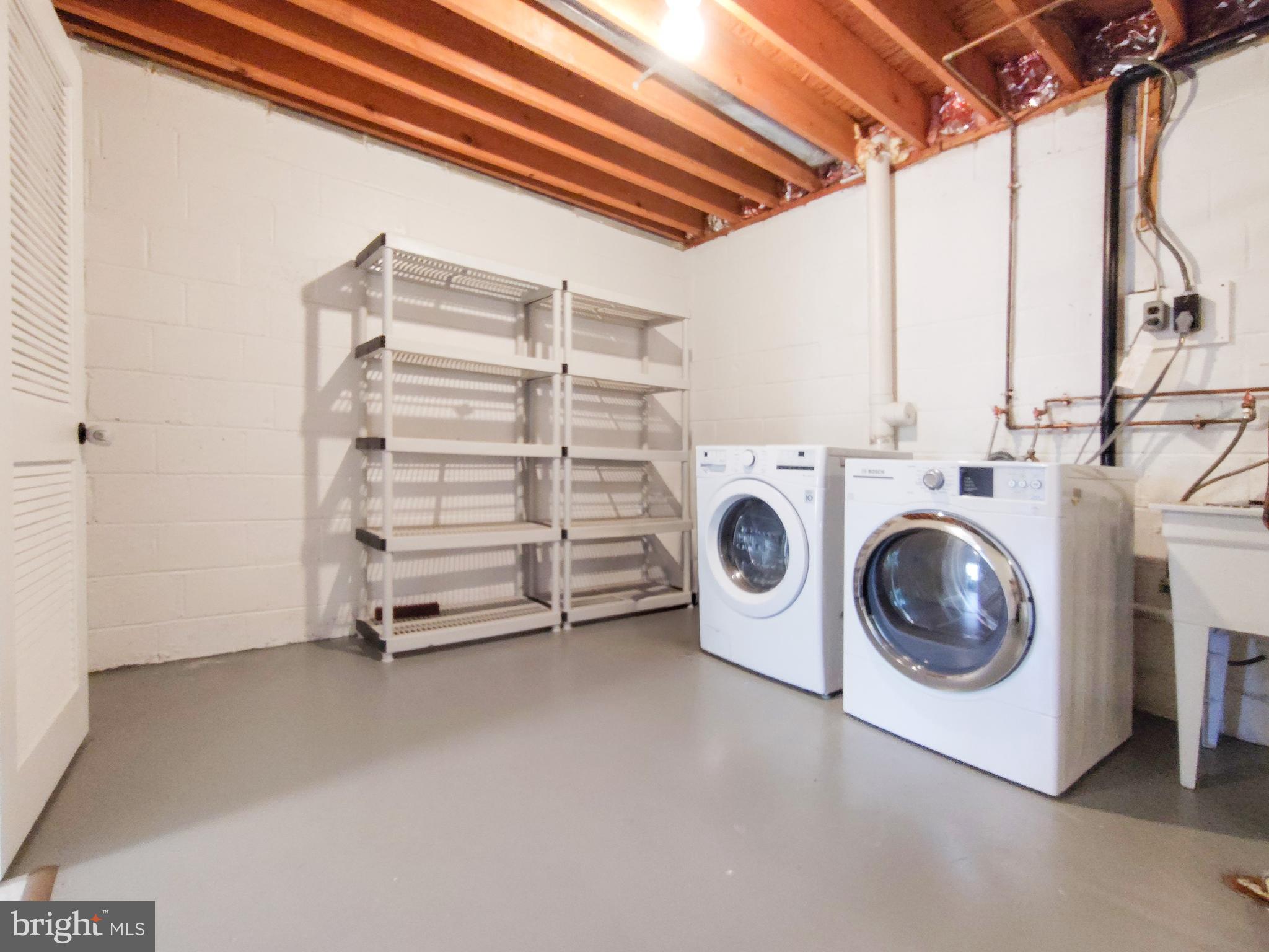 OLD MILL COMMUNITY - Residential Lease