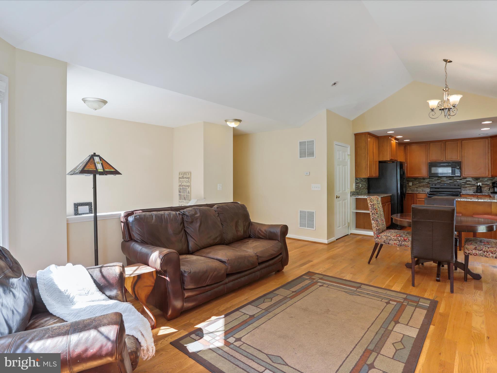 SHENANDOAH  SHORES - Residential