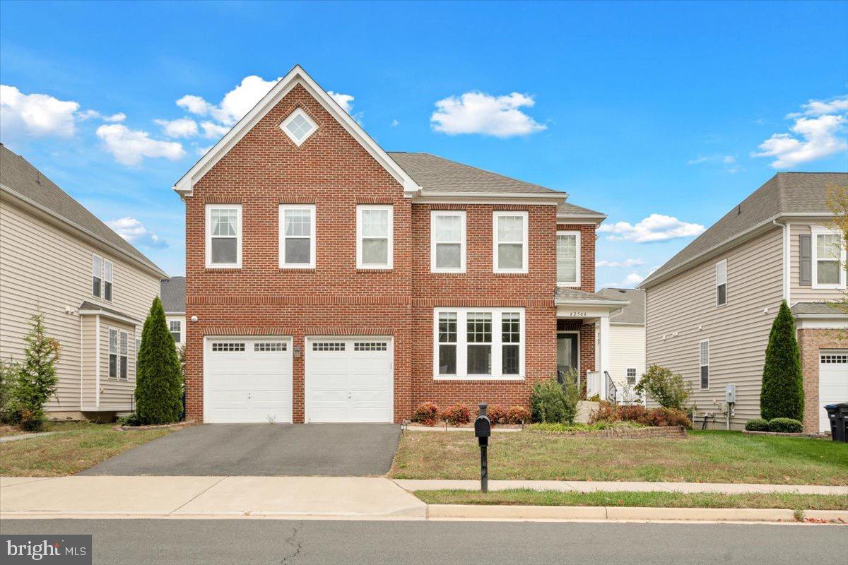 EASTVIEW AT STONE RIDGE - Residential