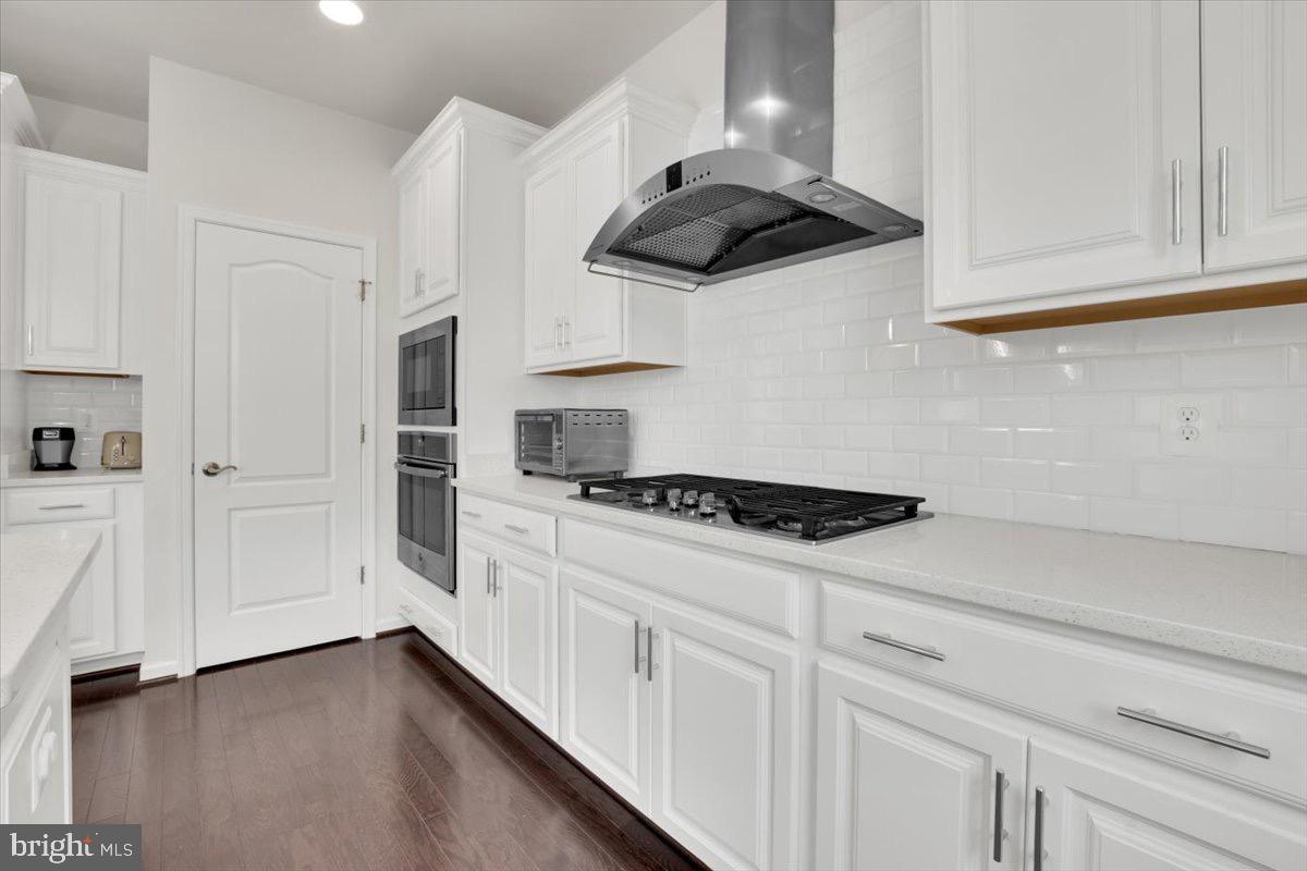 EASTVIEW AT STONE RIDGE - Residential