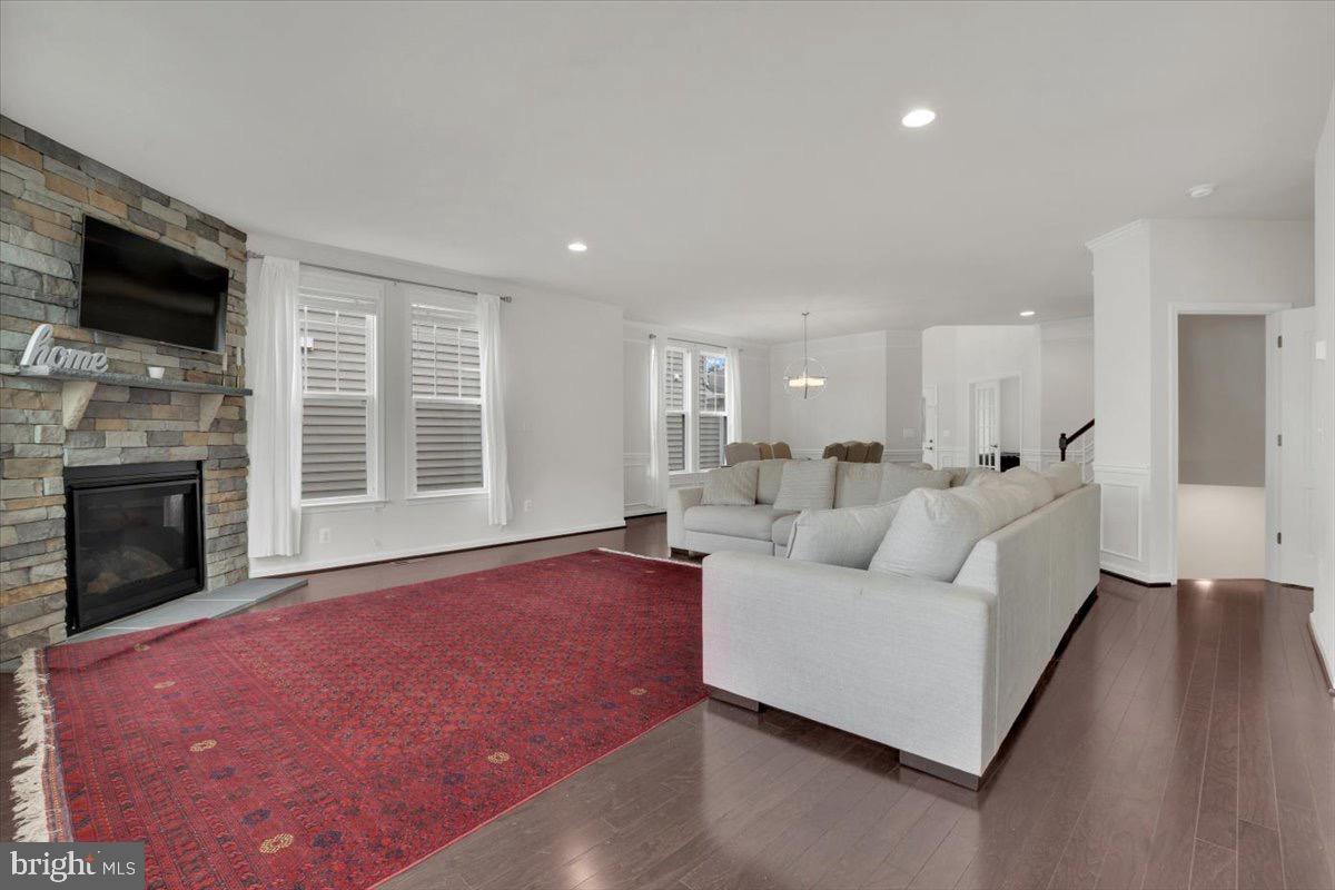 EASTVIEW AT STONE RIDGE - Residential