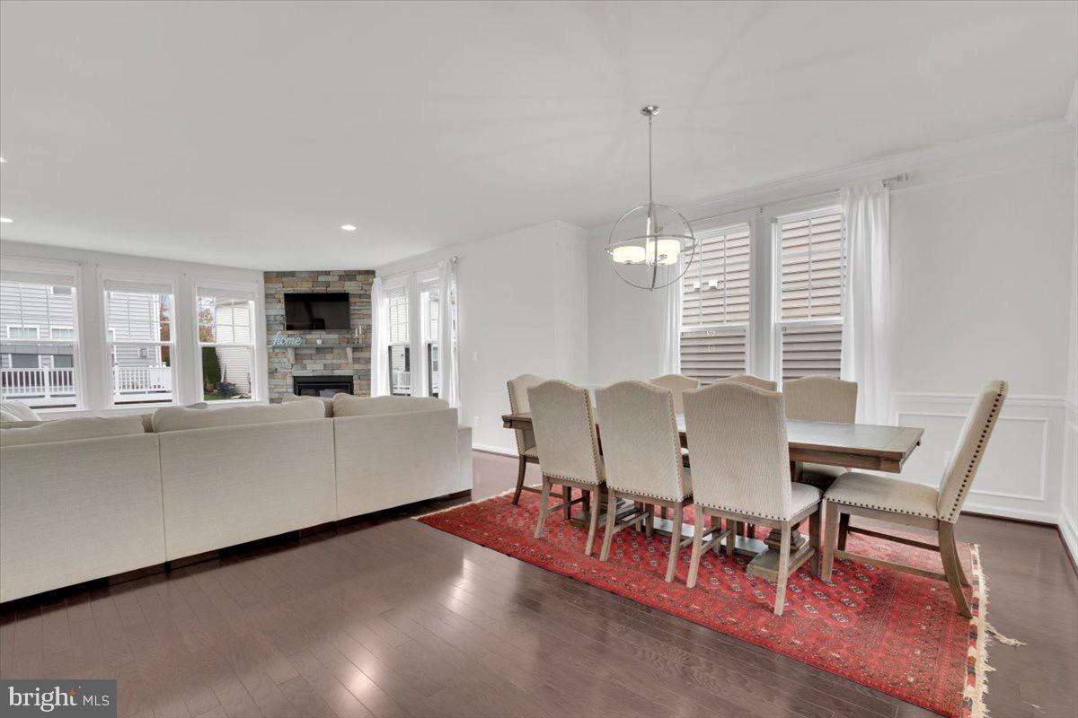 EASTVIEW AT STONE RIDGE - Residential