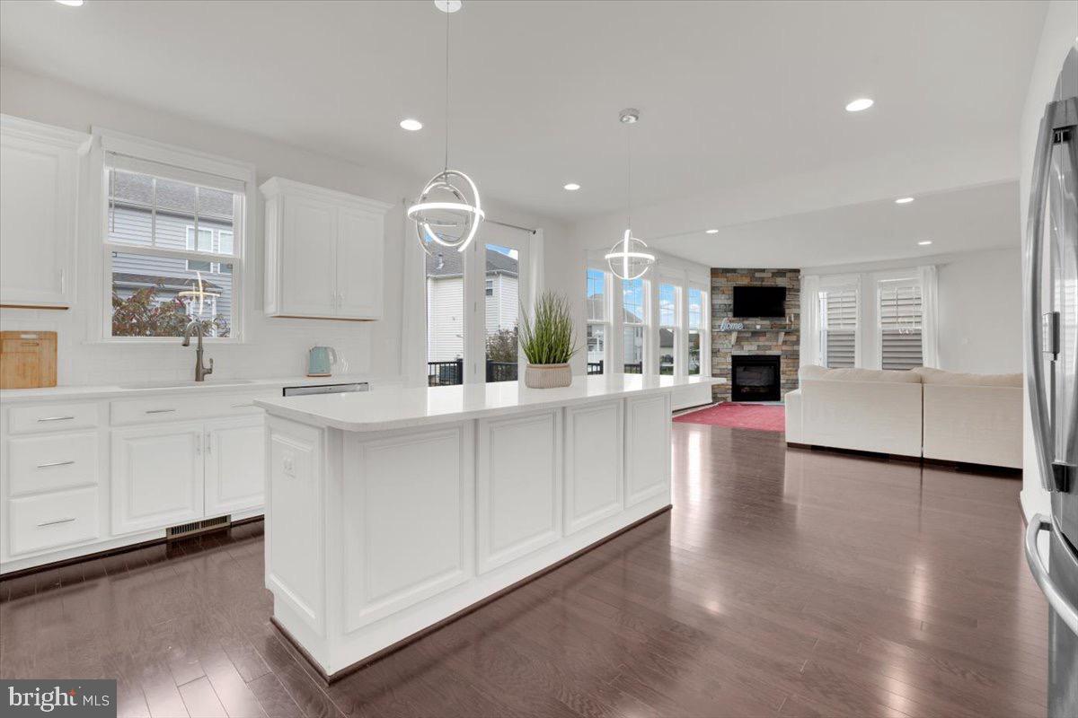 EASTVIEW AT STONE RIDGE - Residential