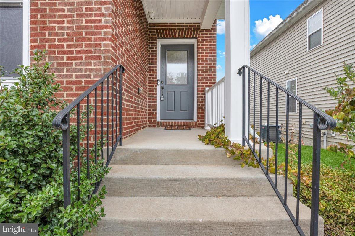 EASTVIEW AT STONE RIDGE - Residential