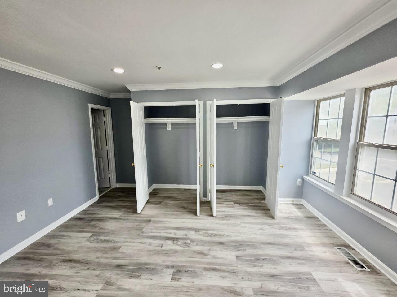 APPLEGATE CONDO - Residential