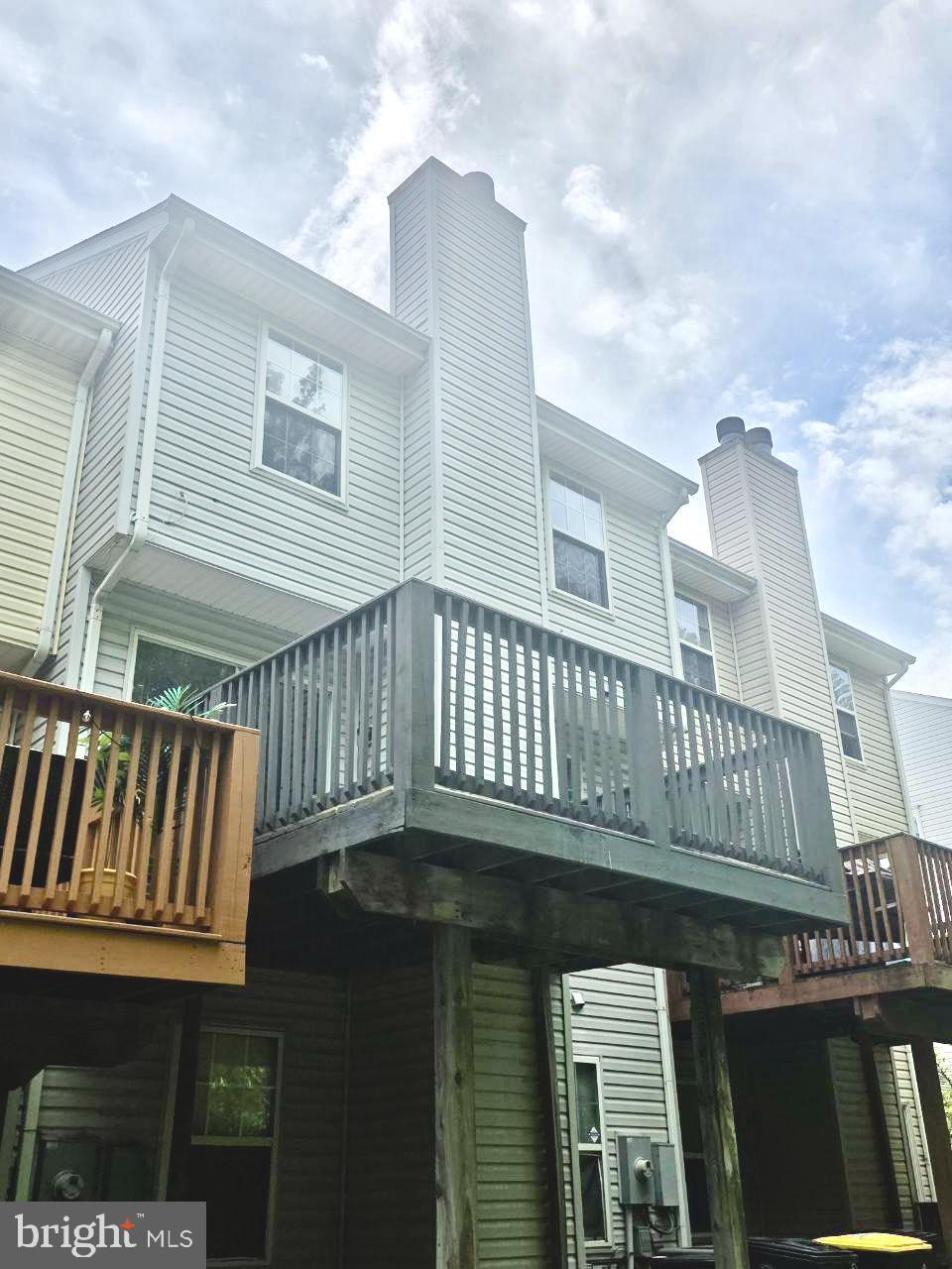 APPLEGATE CONDO - Residential
