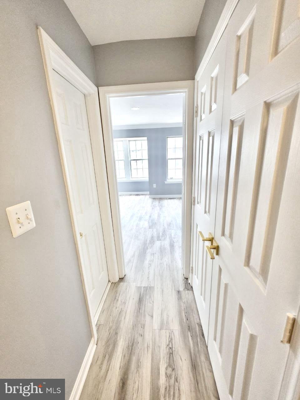 APPLEGATE CONDO - Residential