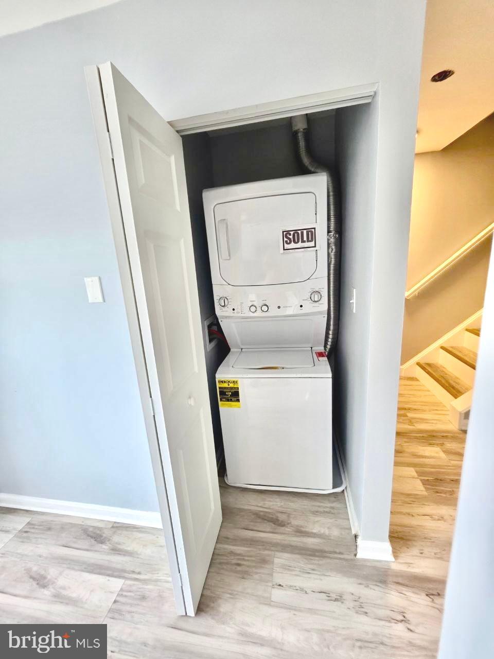 APPLEGATE CONDO - Residential
