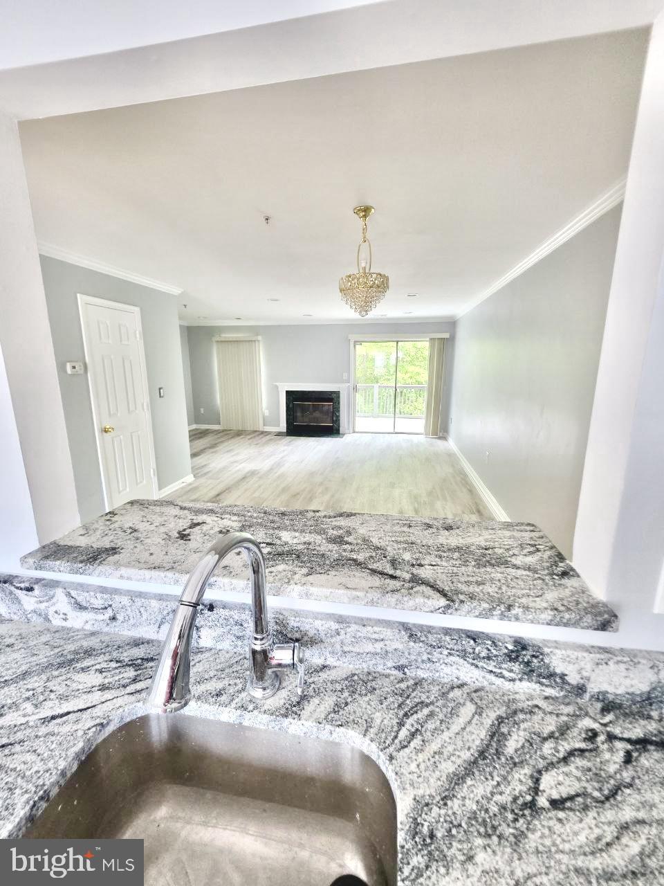 APPLEGATE CONDO - Residential