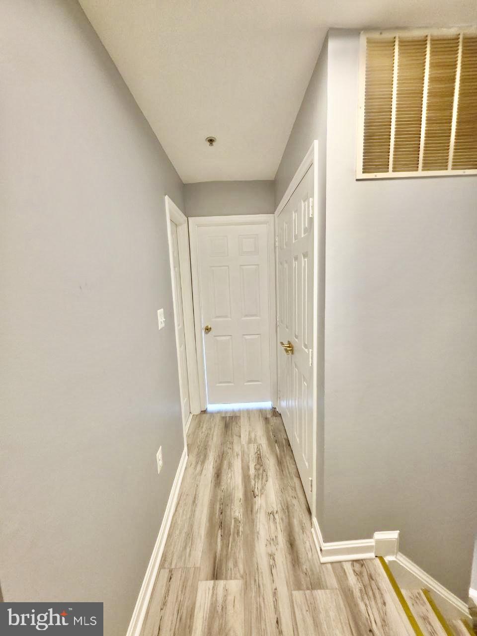 APPLEGATE CONDO - Residential
