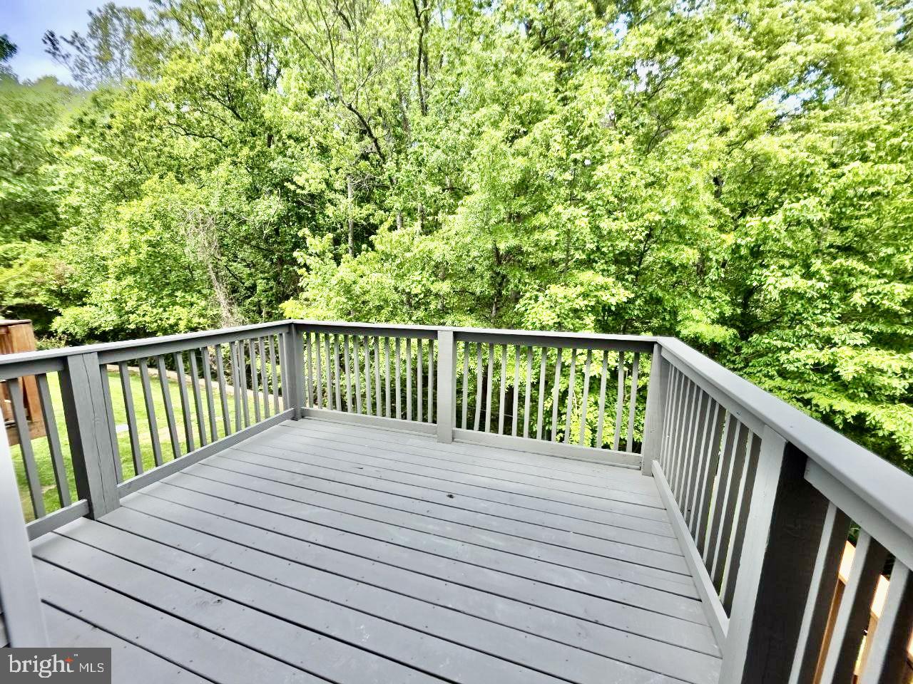 APPLEGATE CONDO - Residential