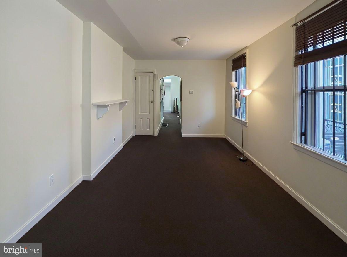 2045 N CARLISLE STREET