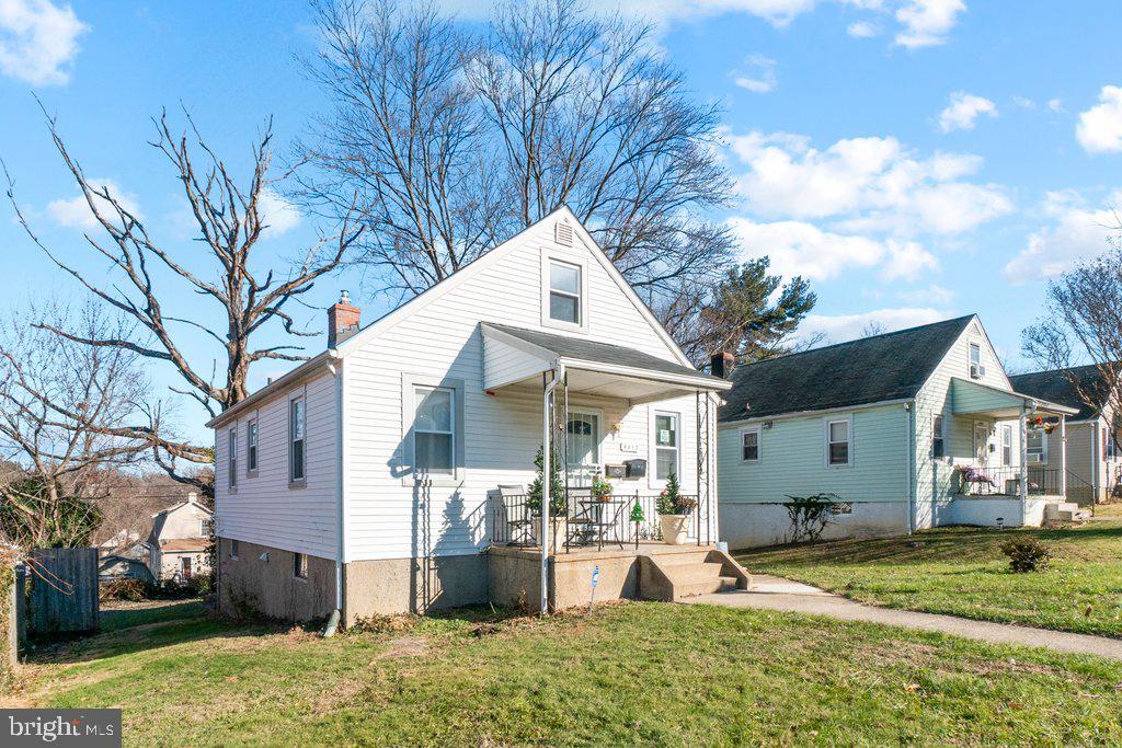 GARDENVILLE - Residential Lease
