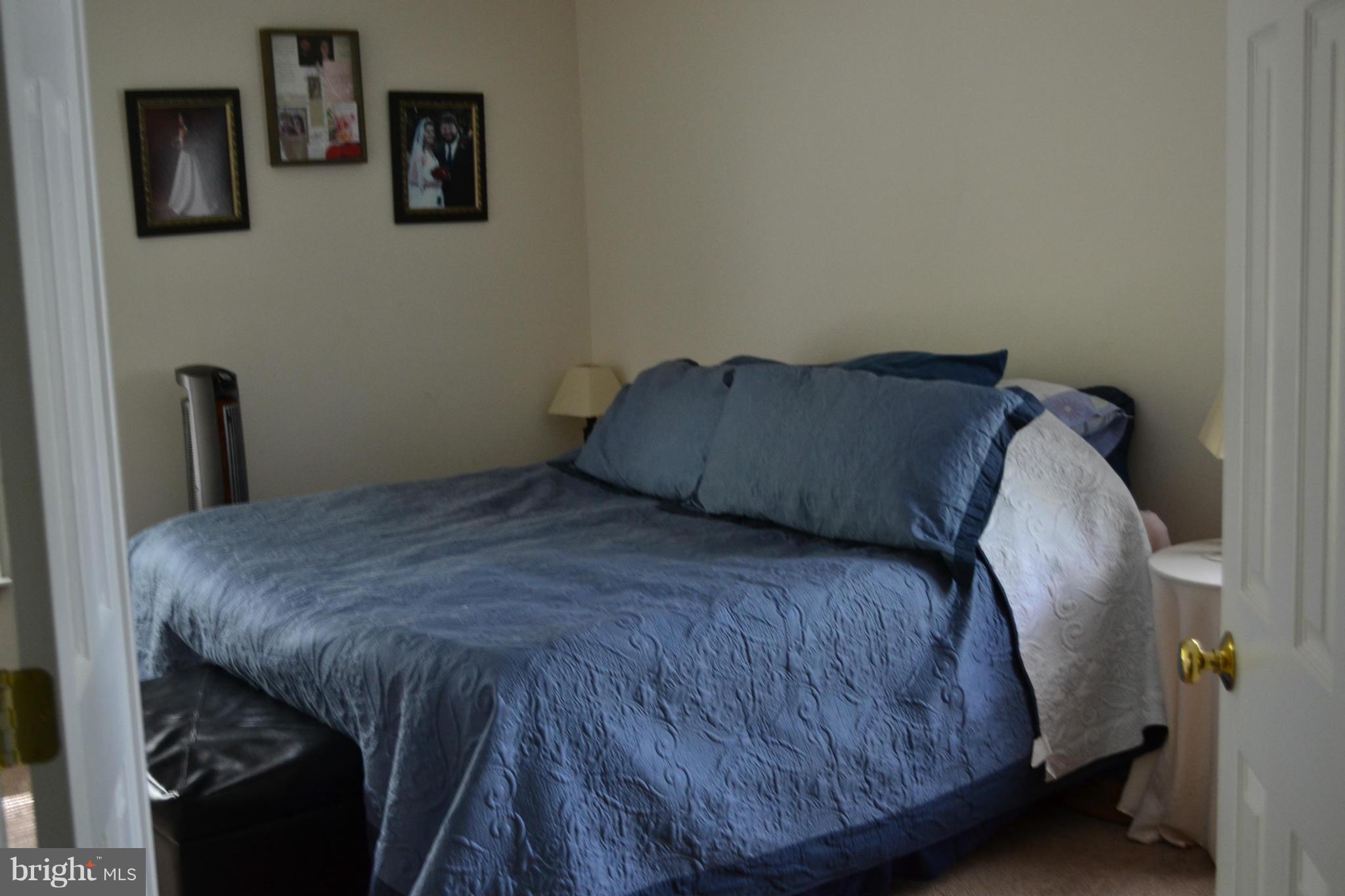 LAKE LAND - Residential