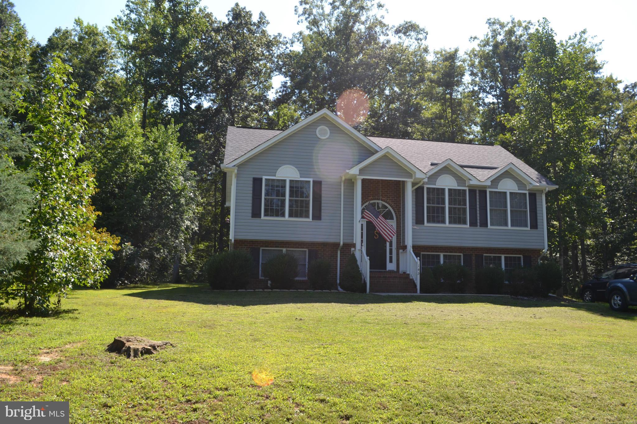 LAKE LAND - Residential