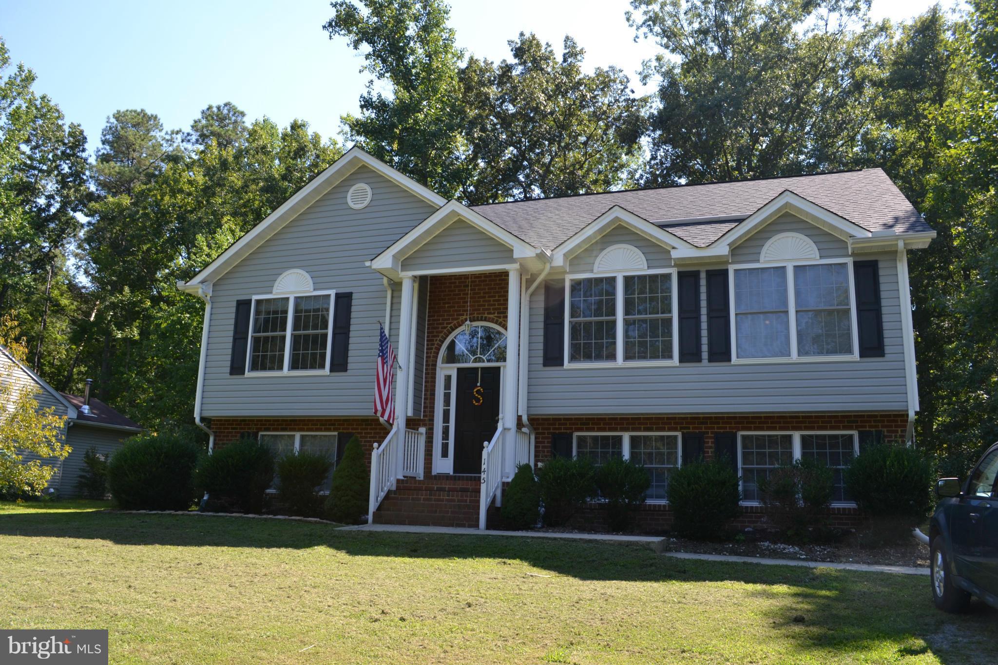 LAKE LAND - Residential