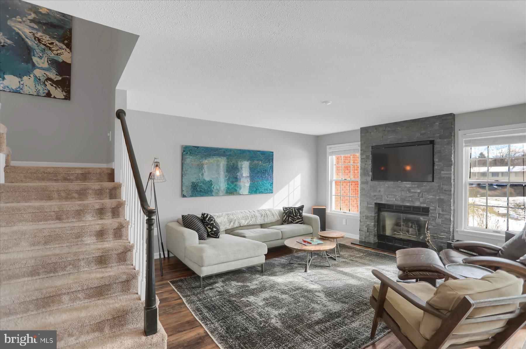 GREY STONE - Residential