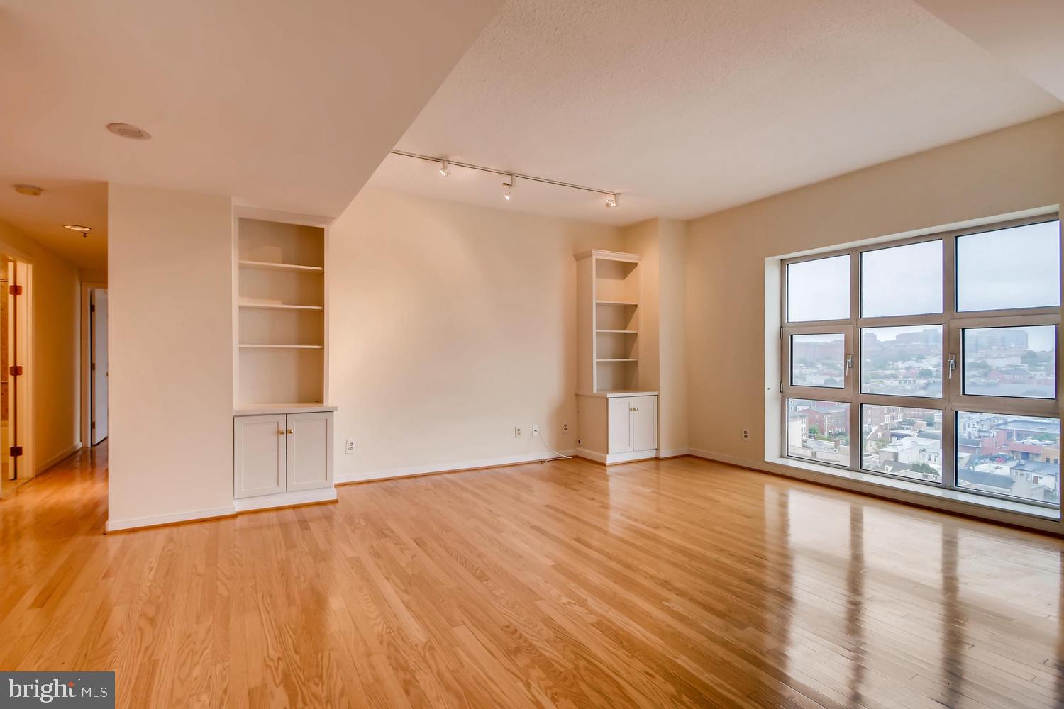 HARBOR EAST - Residential Lease