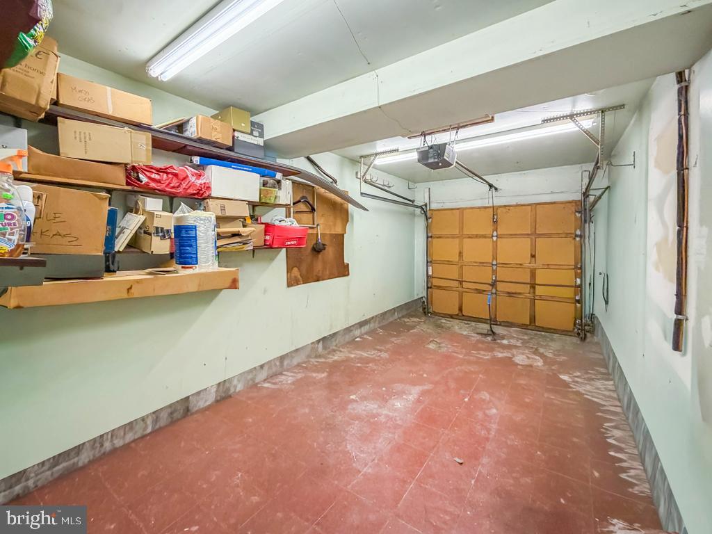 NESHAMINY VALLEY - Residential