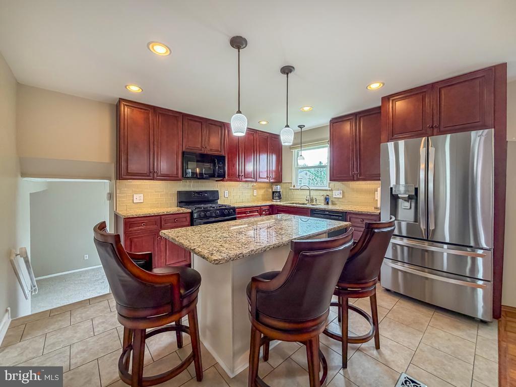 NESHAMINY VALLEY - Residential