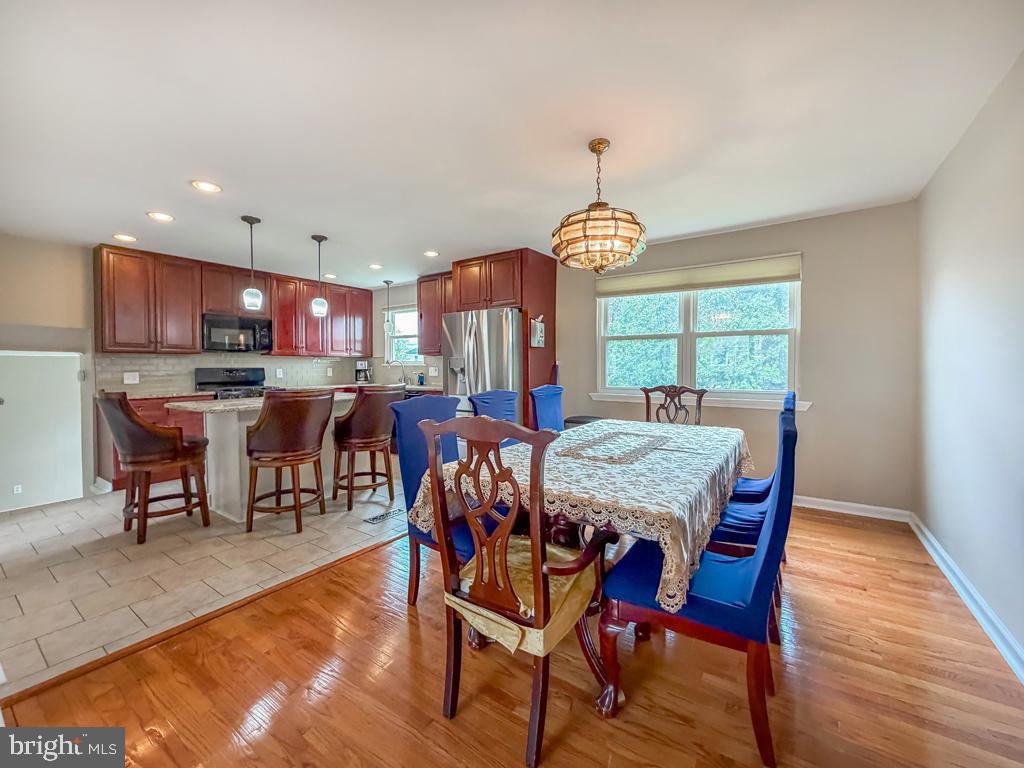 NESHAMINY VALLEY - Residential