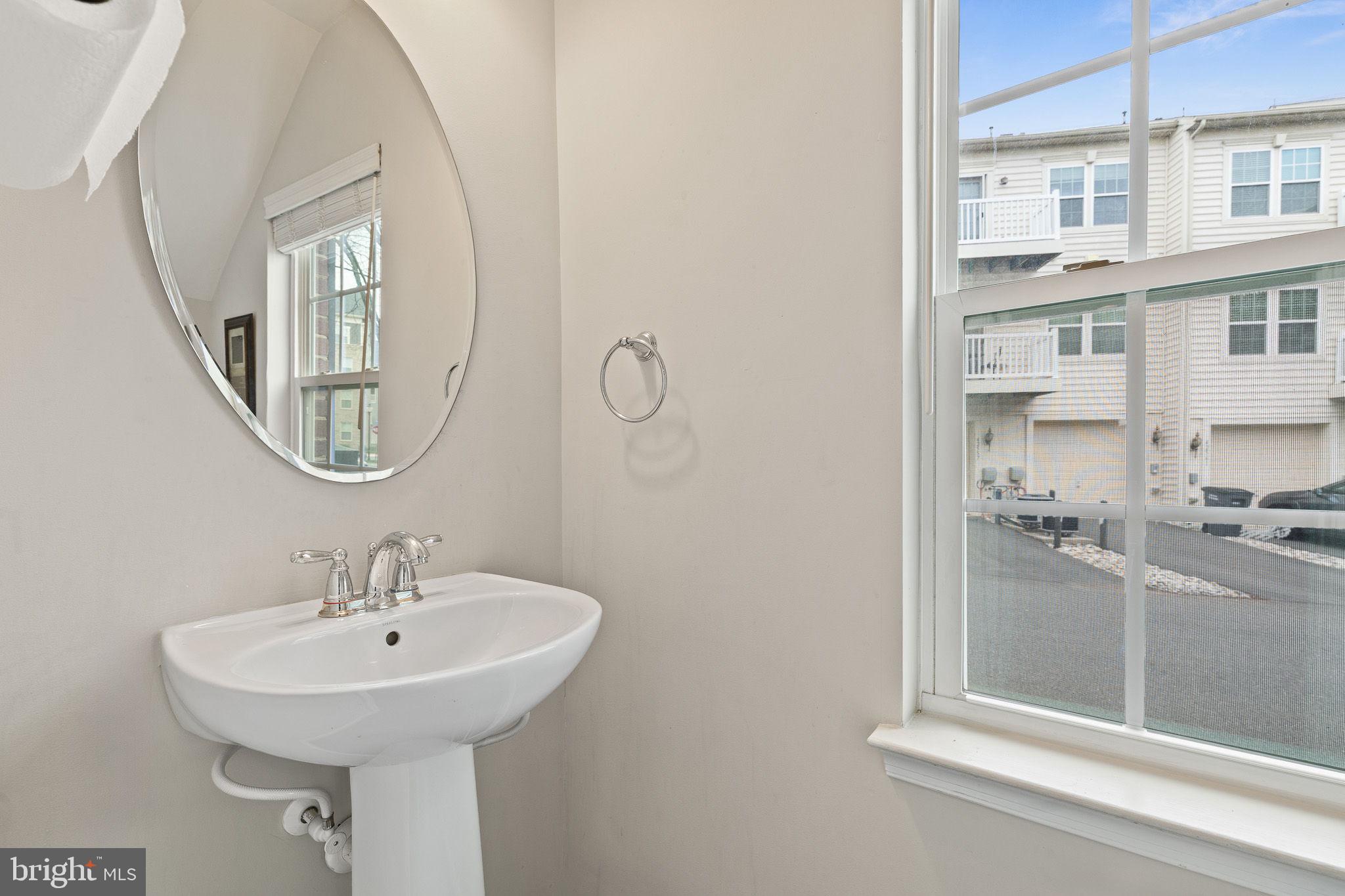 ARCOLA TOWN CENTER CONDO - Residential