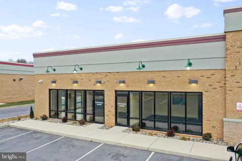 Photo of 15 Compass Pointe, MARTINSBURG, WV 25404 (MLS # WVBE2047990)